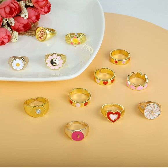 NWT Wool + Pepper Co. Set of Statement Rings (12) - Picture 2 of 5